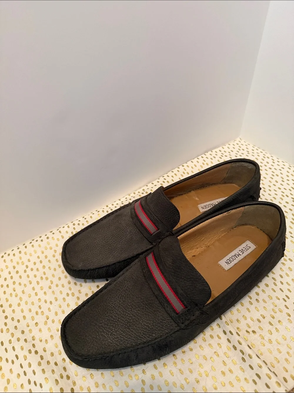 Steve Madden Black Pebbled Leather Slip-On Loafers with Red Stripe